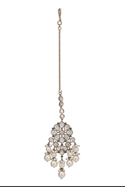 Kundan Embellished Choker Set 