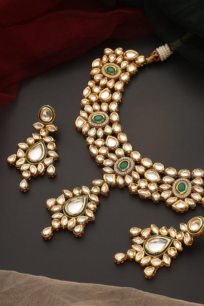 Kundan Studded Necklace Set 