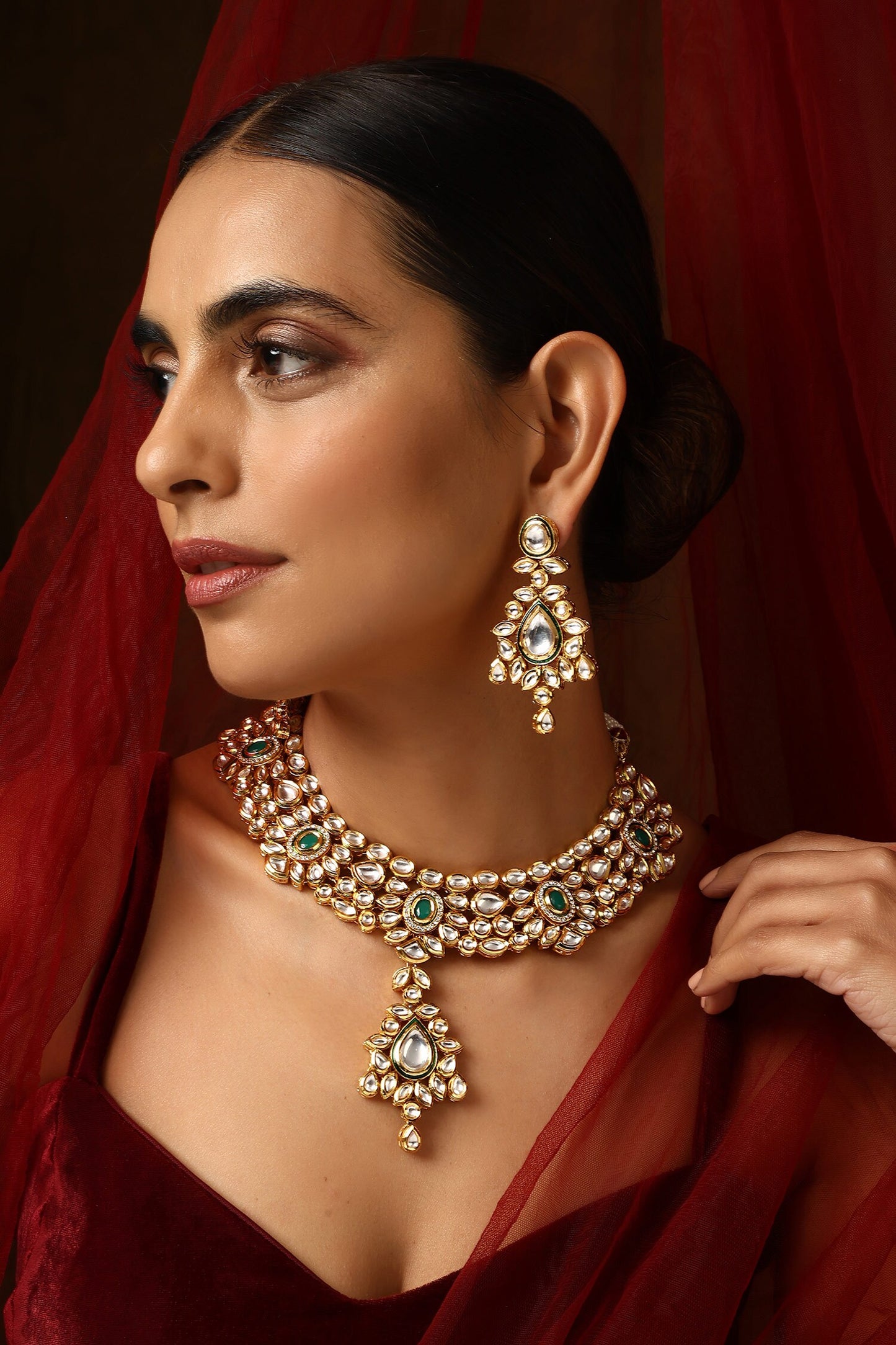 Kundan Studded Necklace Set 