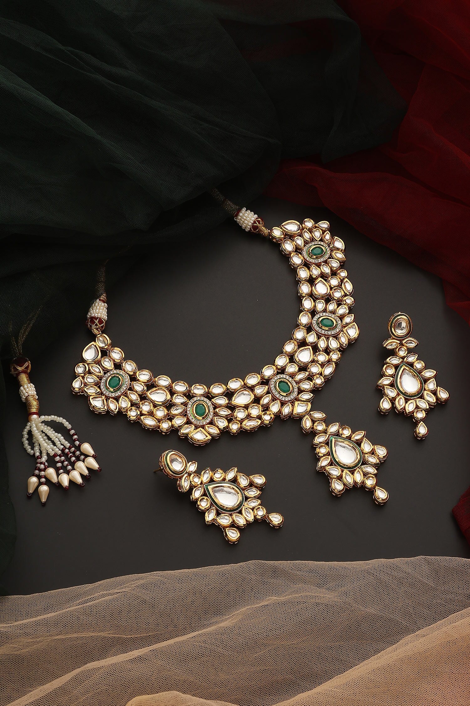 Kundan Studded Necklace Set 