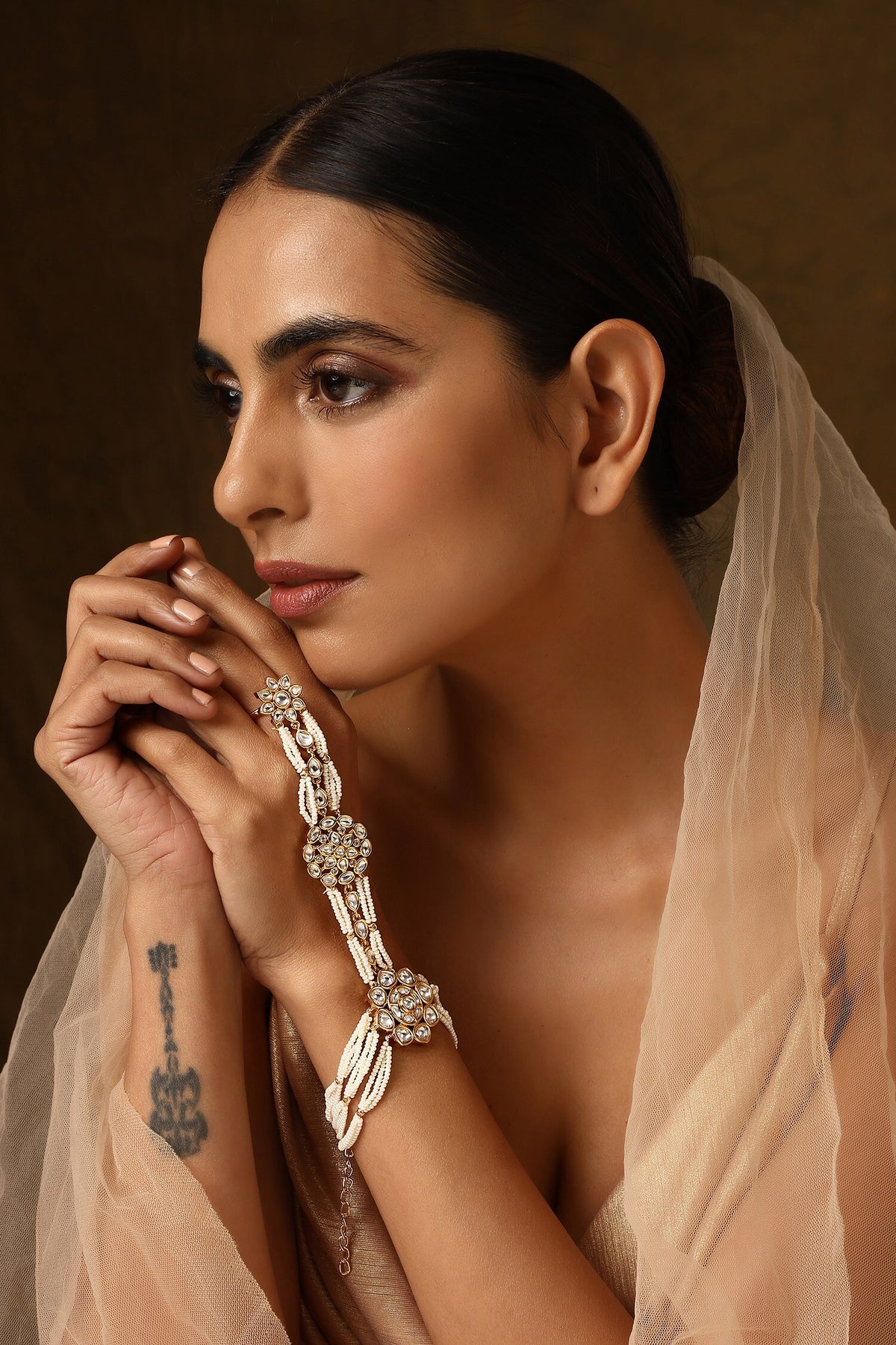 Floral Cutwork Polki Embellished Haathphool 