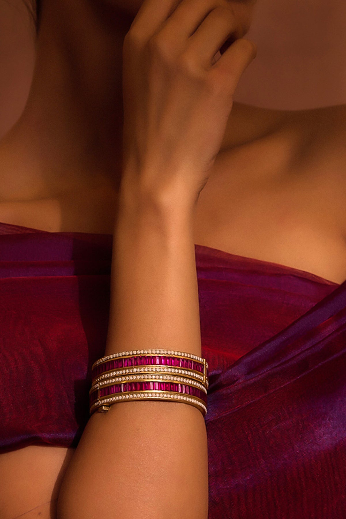 Zircon Embellished Pair of Bangle 