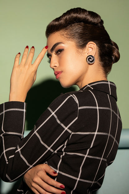 Bold Spiral Circle Shaped Earrings 