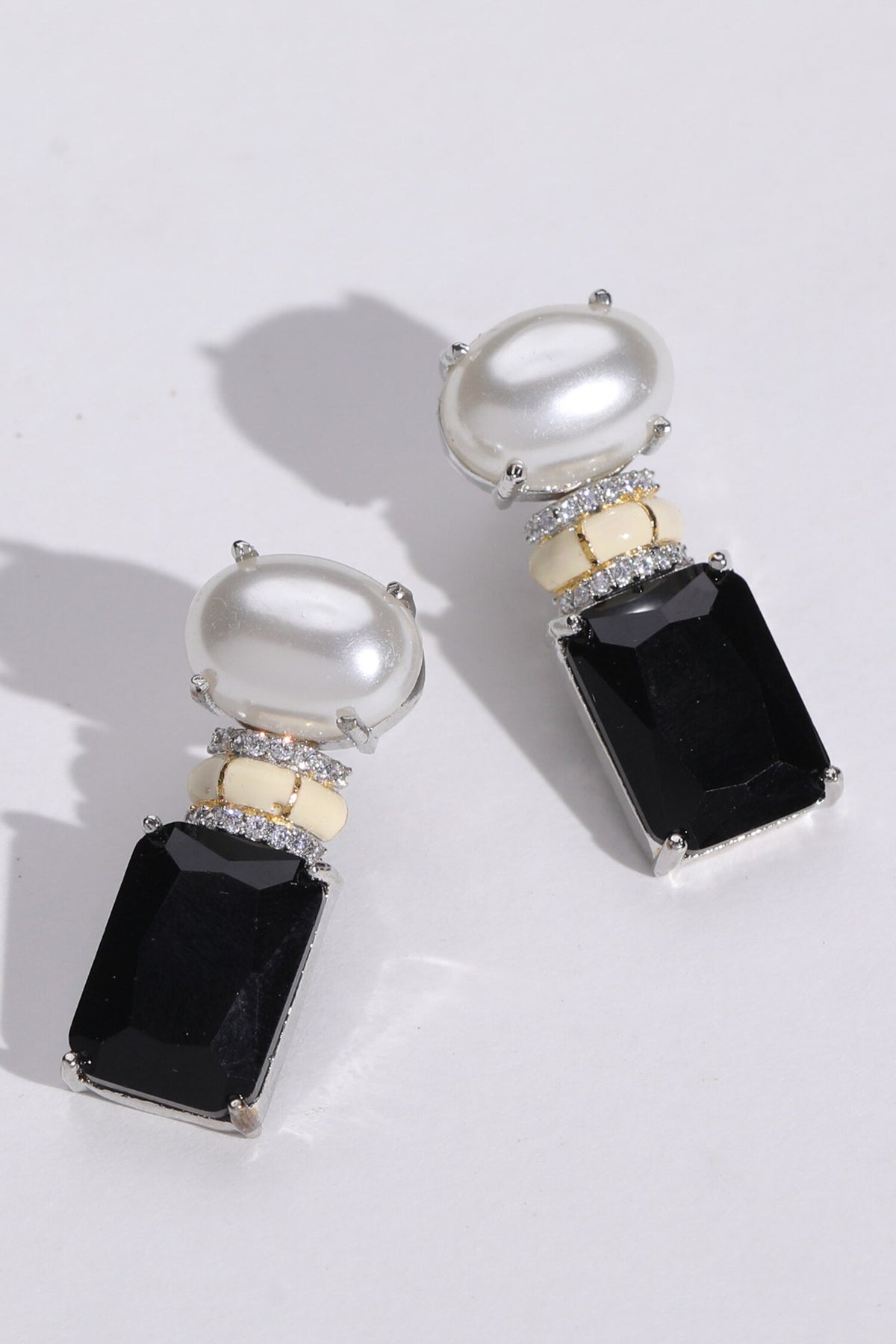 Pearl Embellished Earrings 