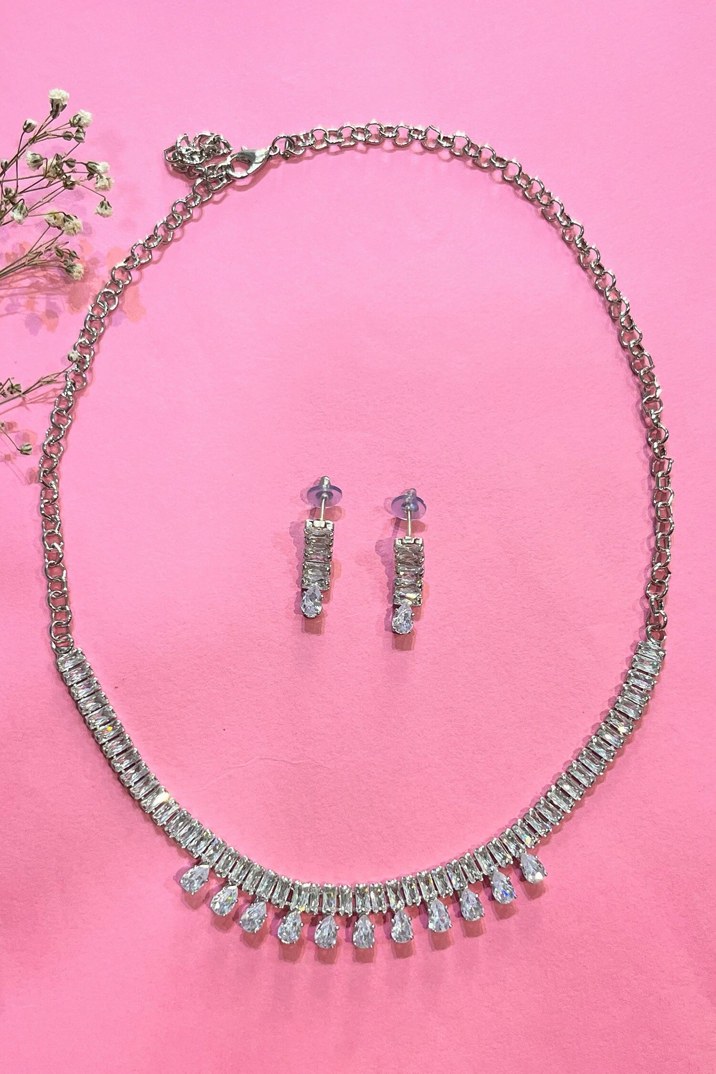 Clear Zircon Studded Necklace Set 