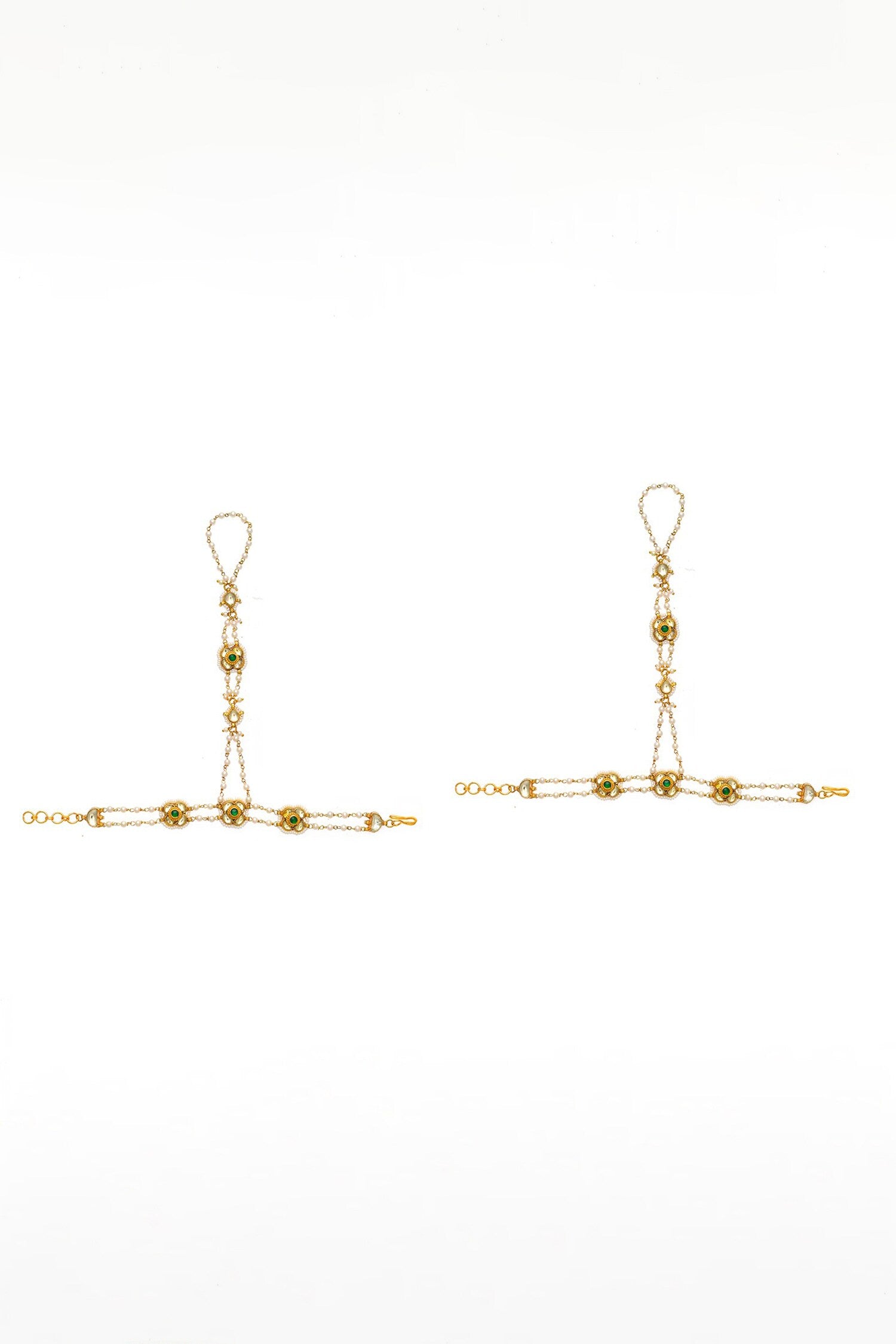 Jadau Embellished 2 Pcs Haathphool 