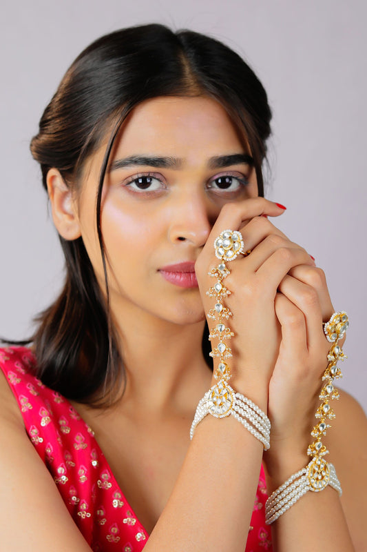 Kundan Embellished Haathphools - Set of 2 