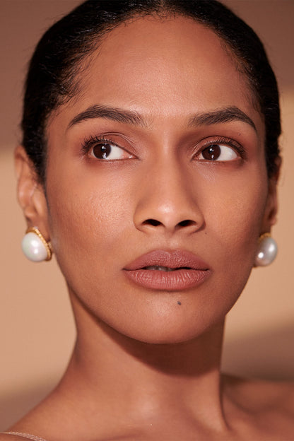 Senora Pearl Stud Earrings 