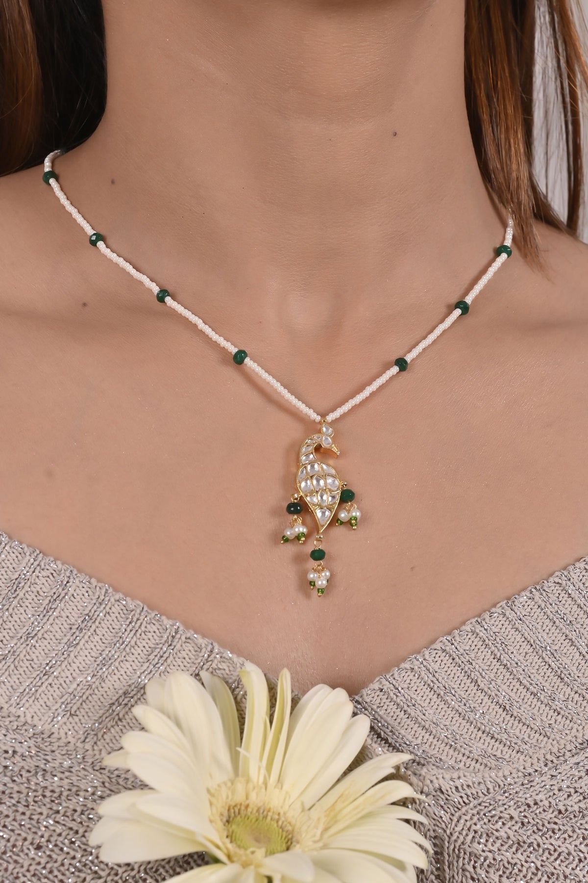 Kundan Embellished Peacock Motif Pendant Necklace 