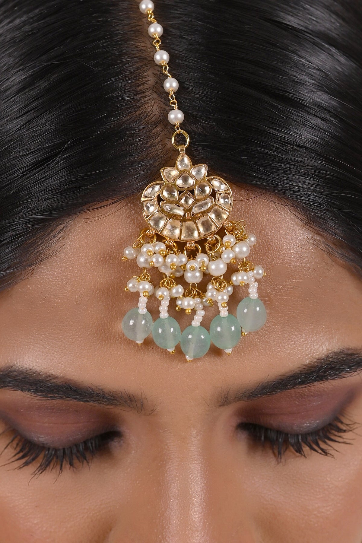 Bead & Kundan Embellished Maangtikka 