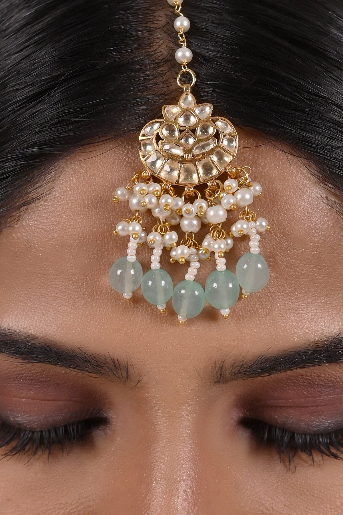 Bead & Kundan Embellished Maangtikka 