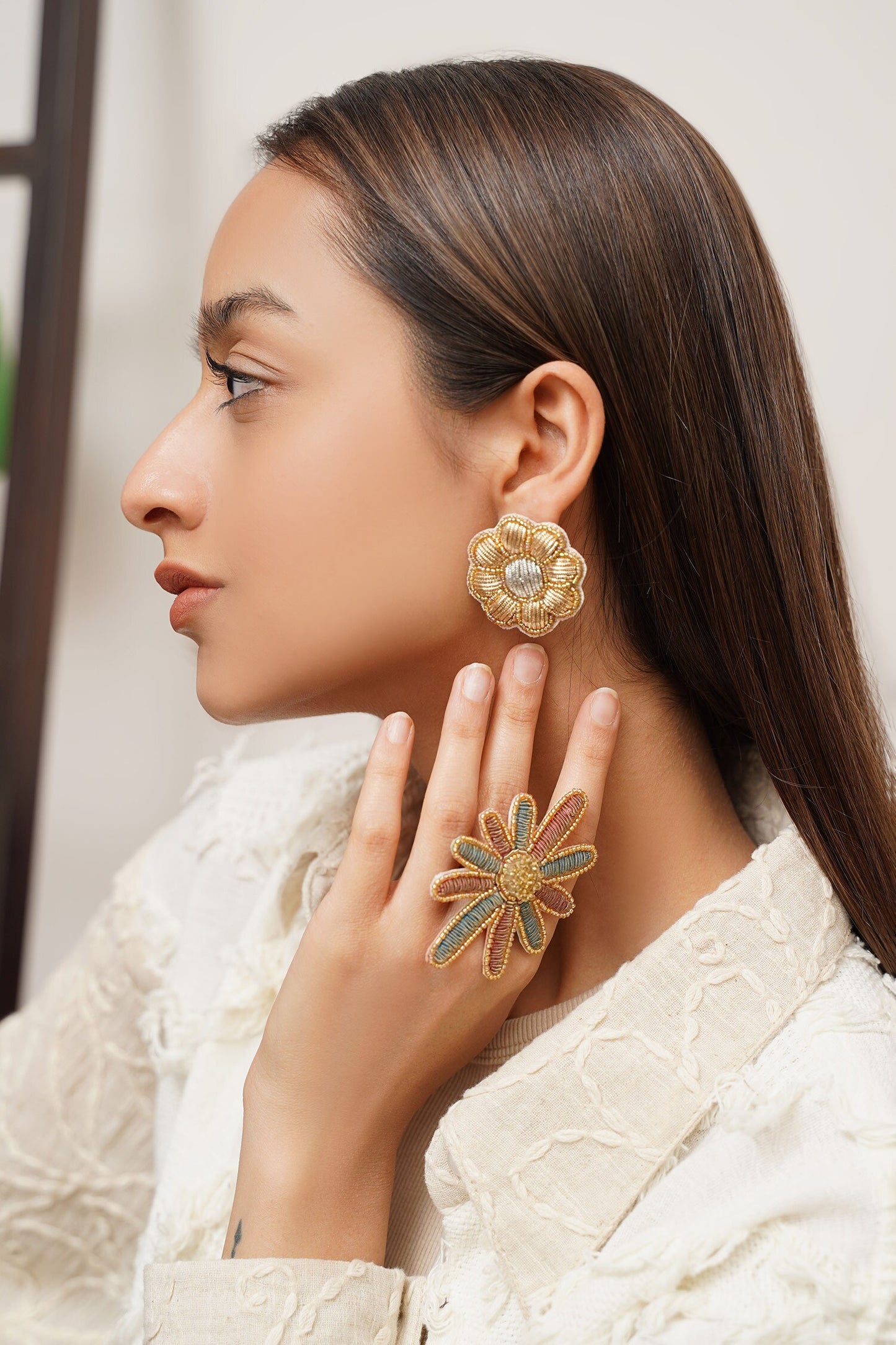 Madhavi Floweret Ring 