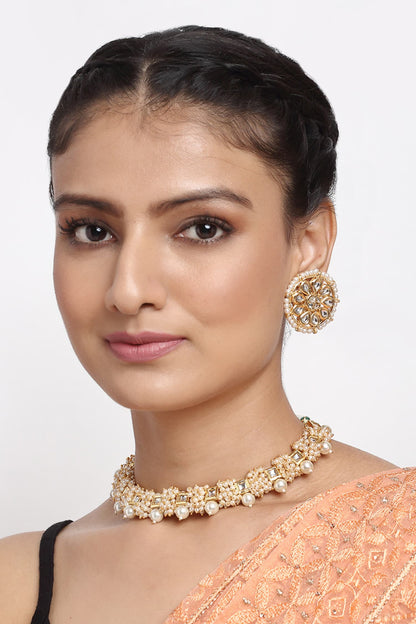 Pearls & Kundan Embellished Choker Set 