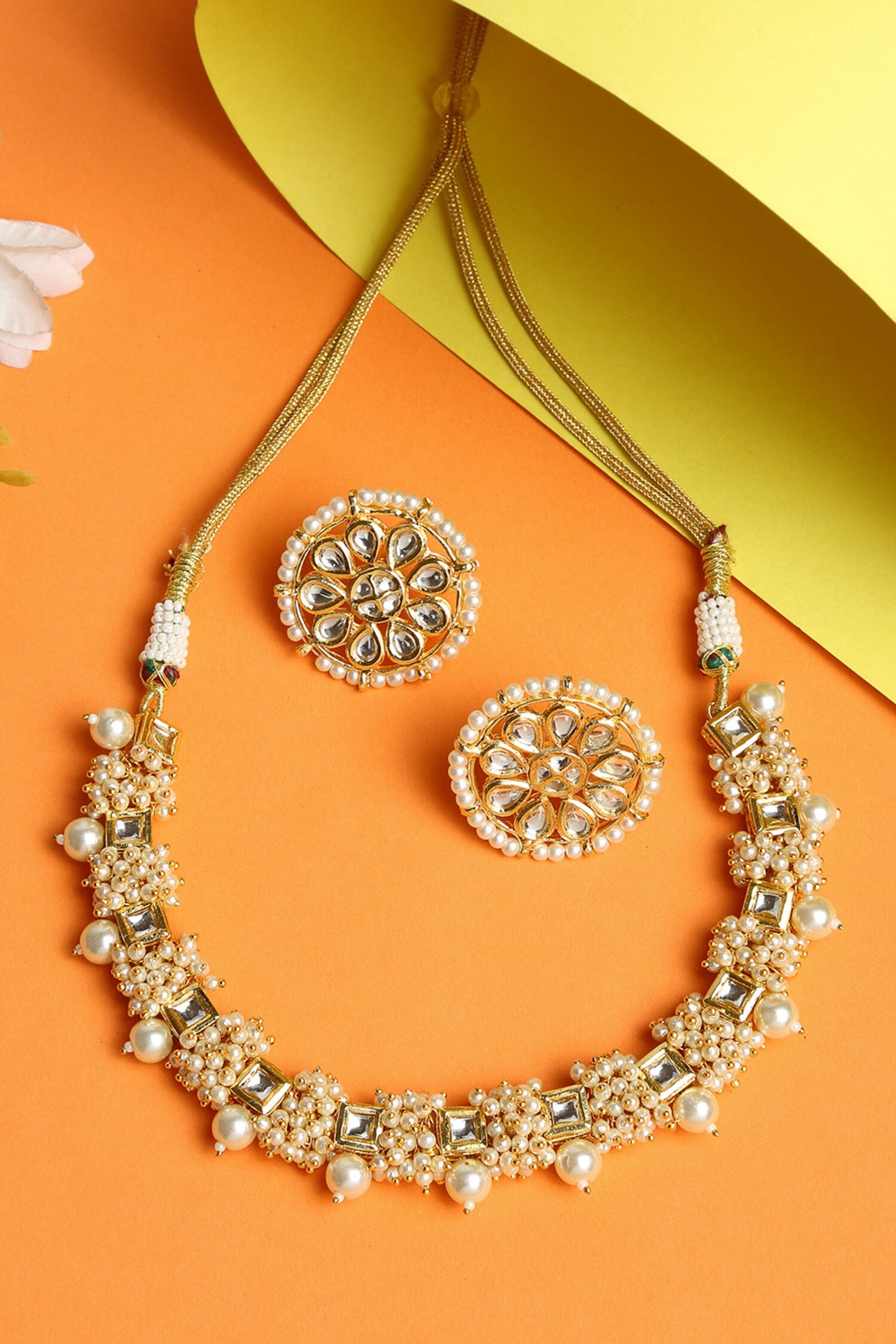 Pearls & Kundan Embellished Choker Set 