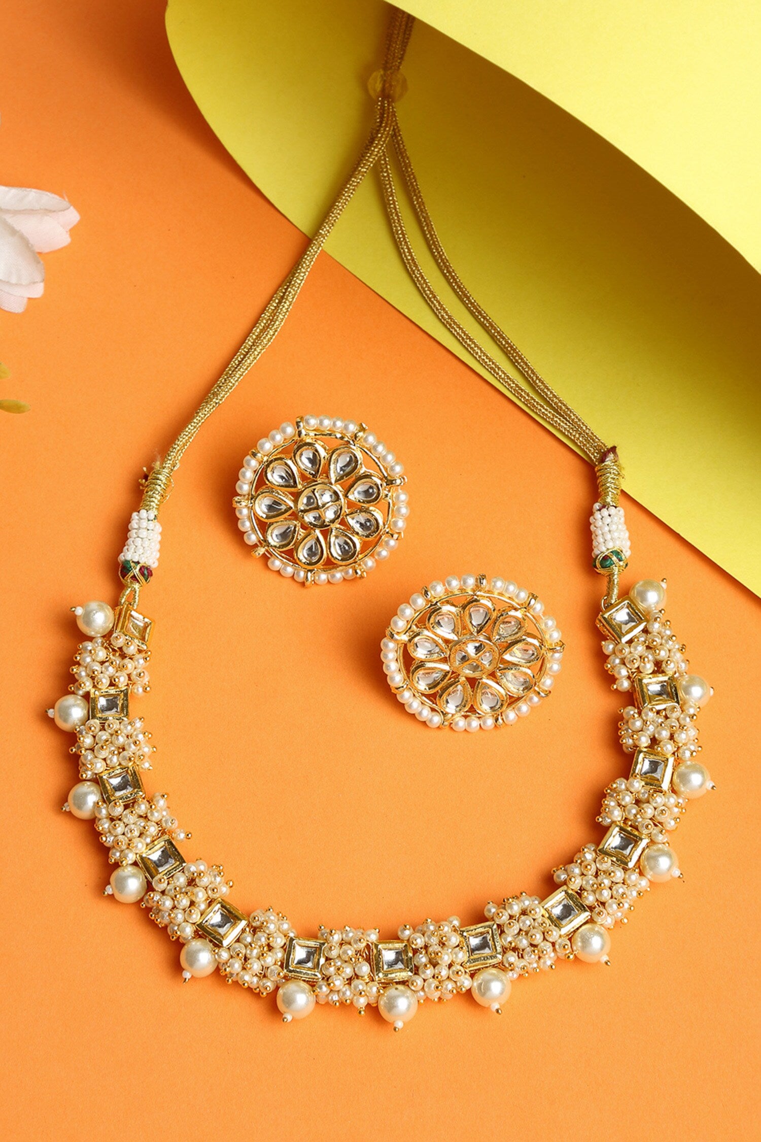 Pearls & Kundan Embellished Choker Set 