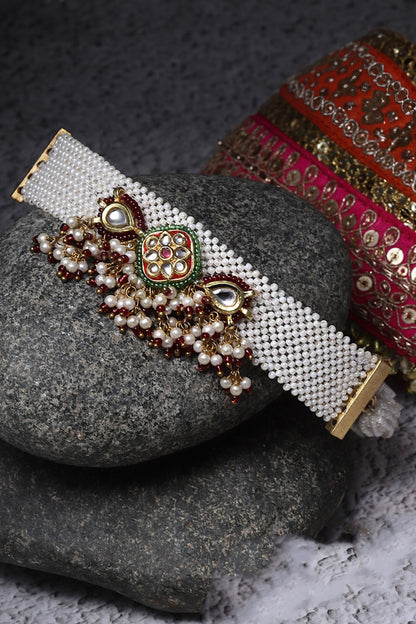 Pearl Beaded Choker 