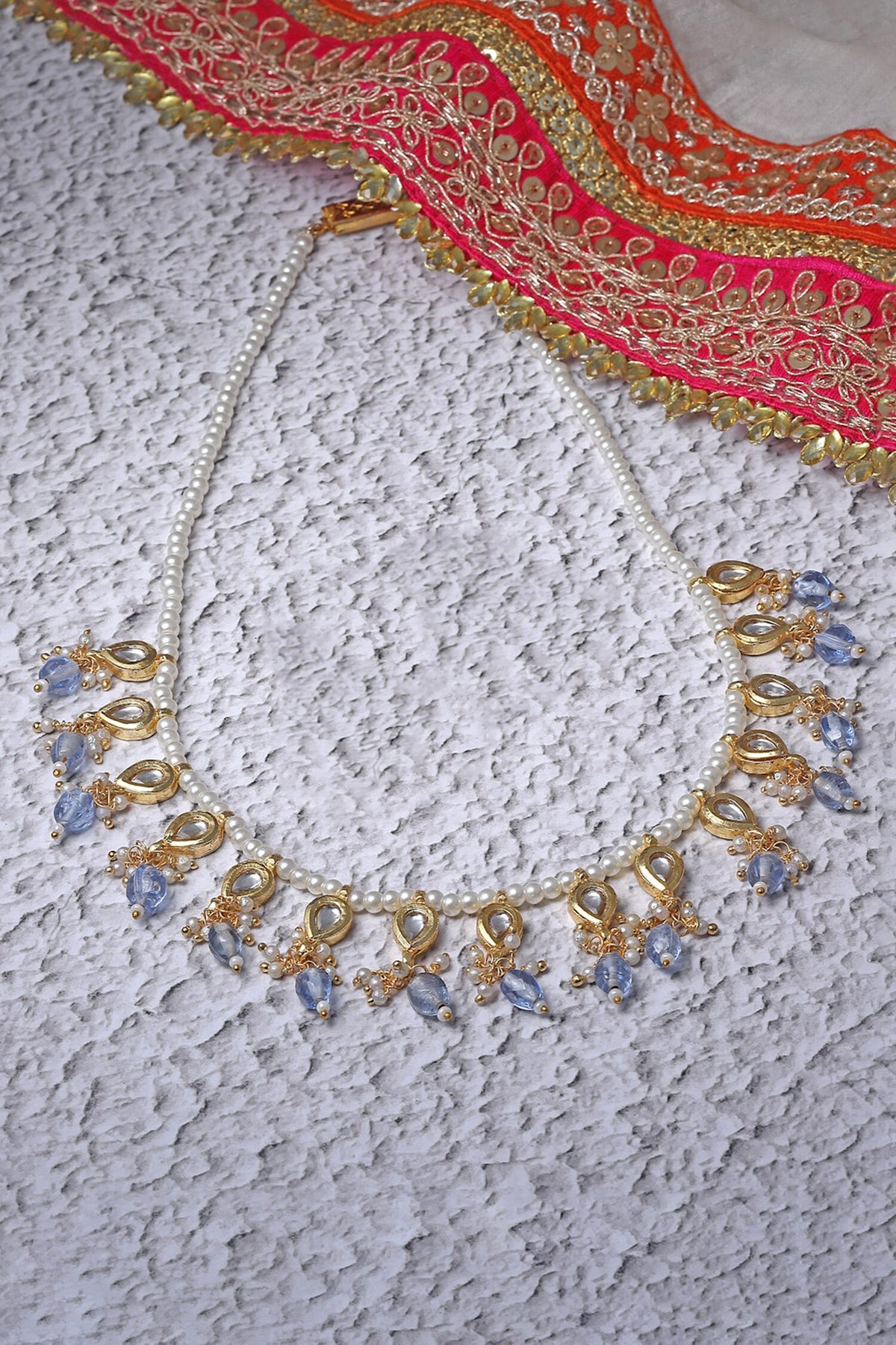 Tear Drop Dangler Necklace 
