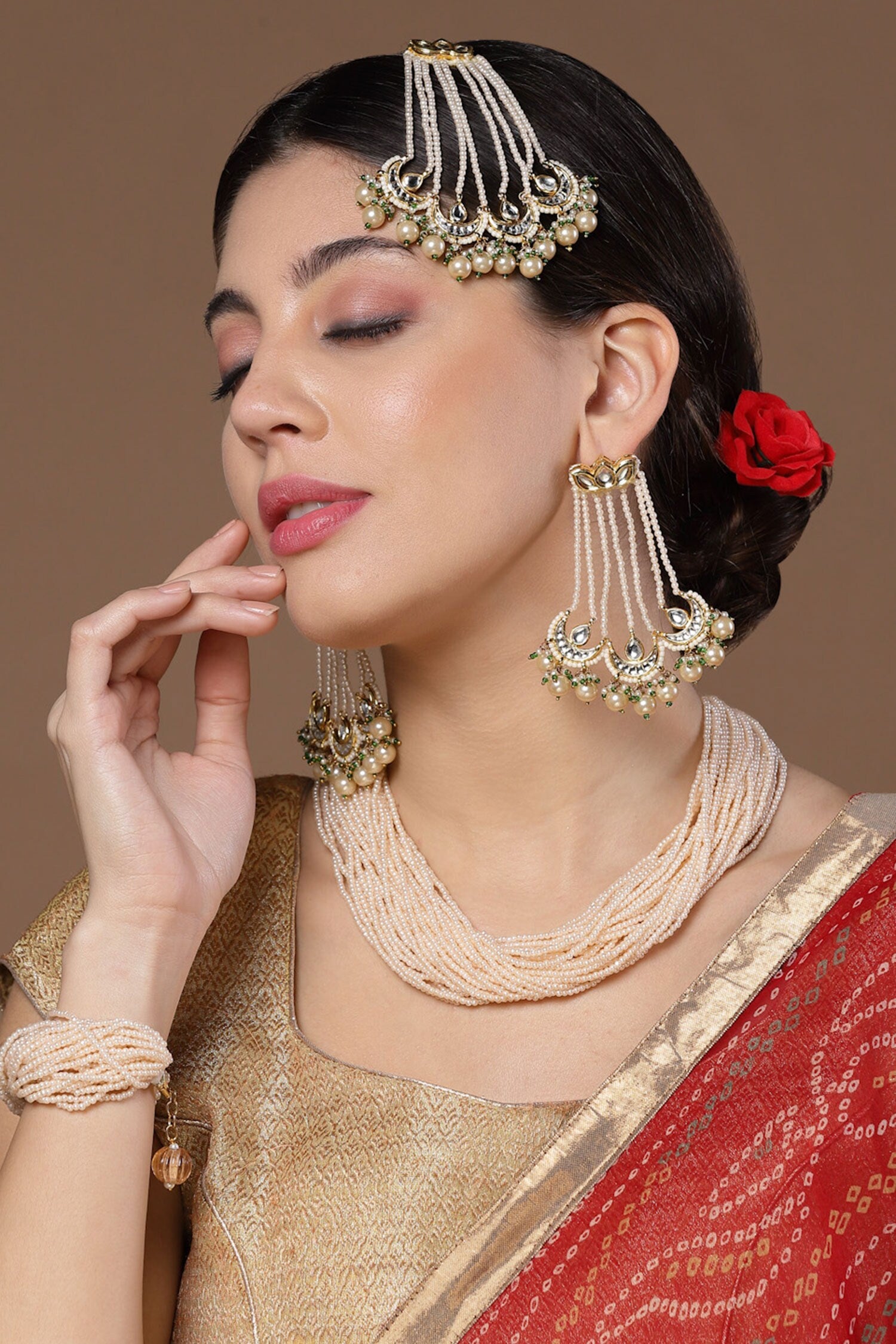 Layered Pearl Embellished Necklace 