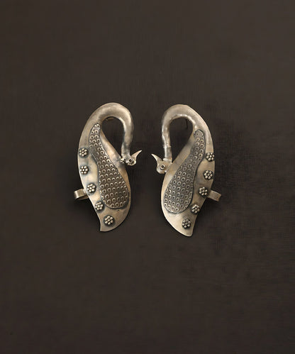 Peacock Carved Stud Earrings 
