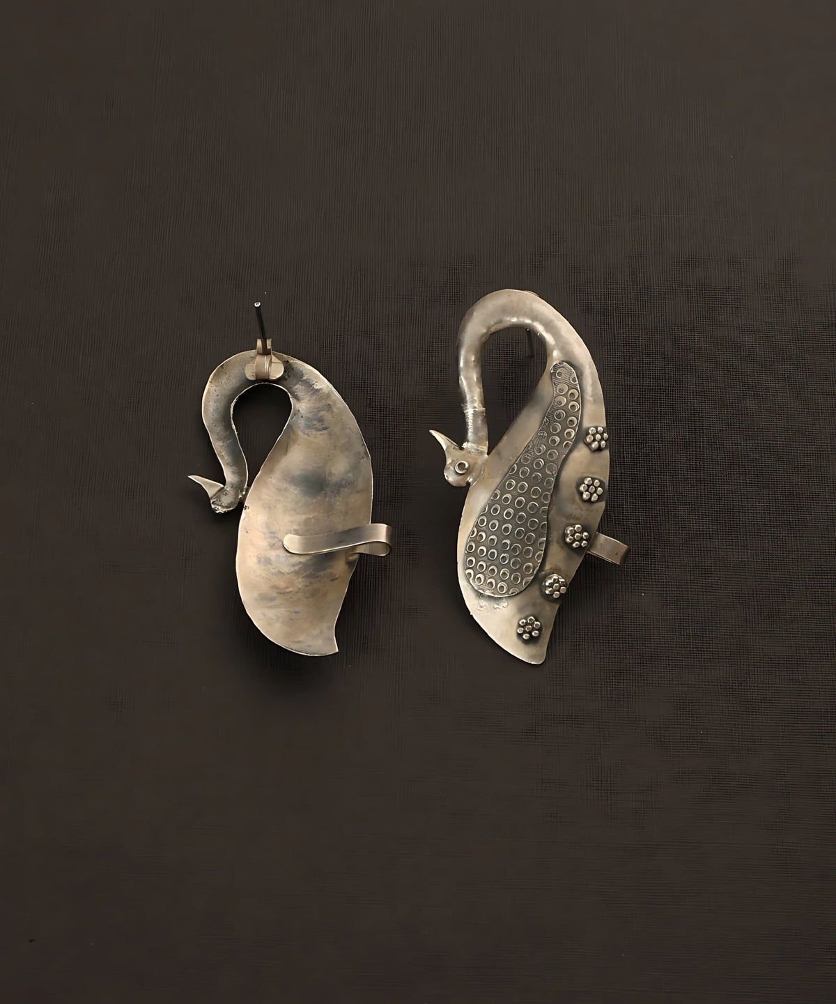 Peacock Carved Stud Earrings 