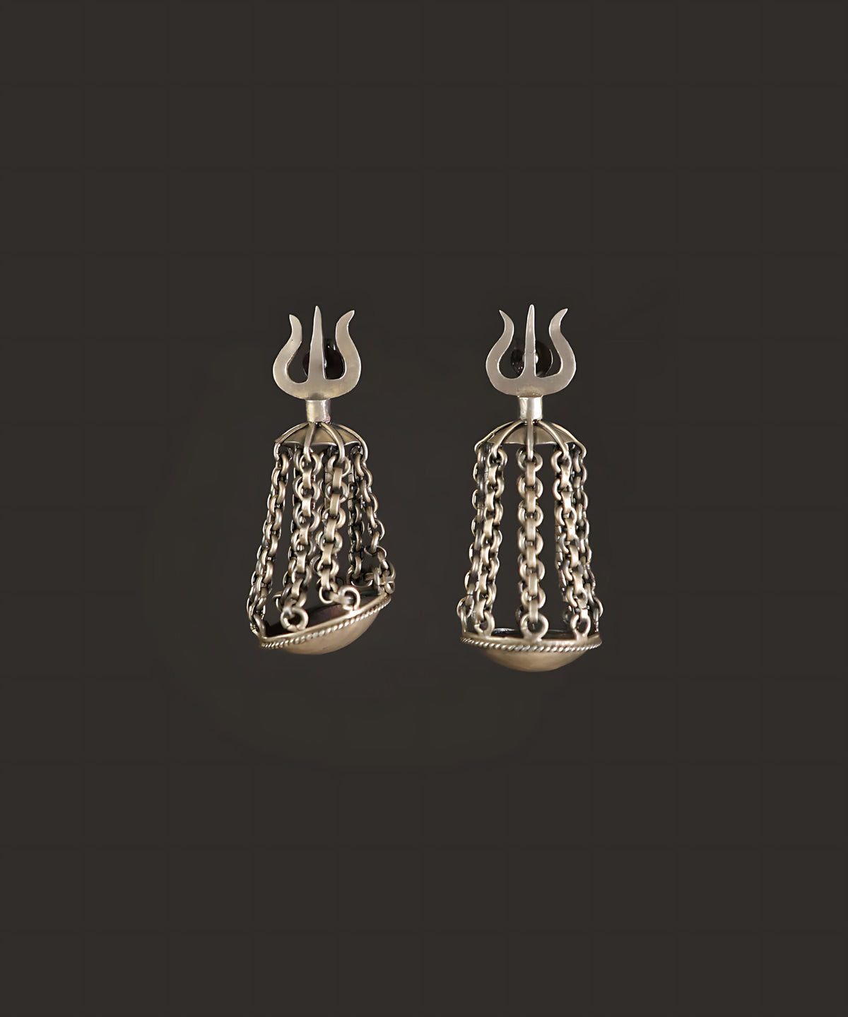 Textured Detail Dangler Earrings 