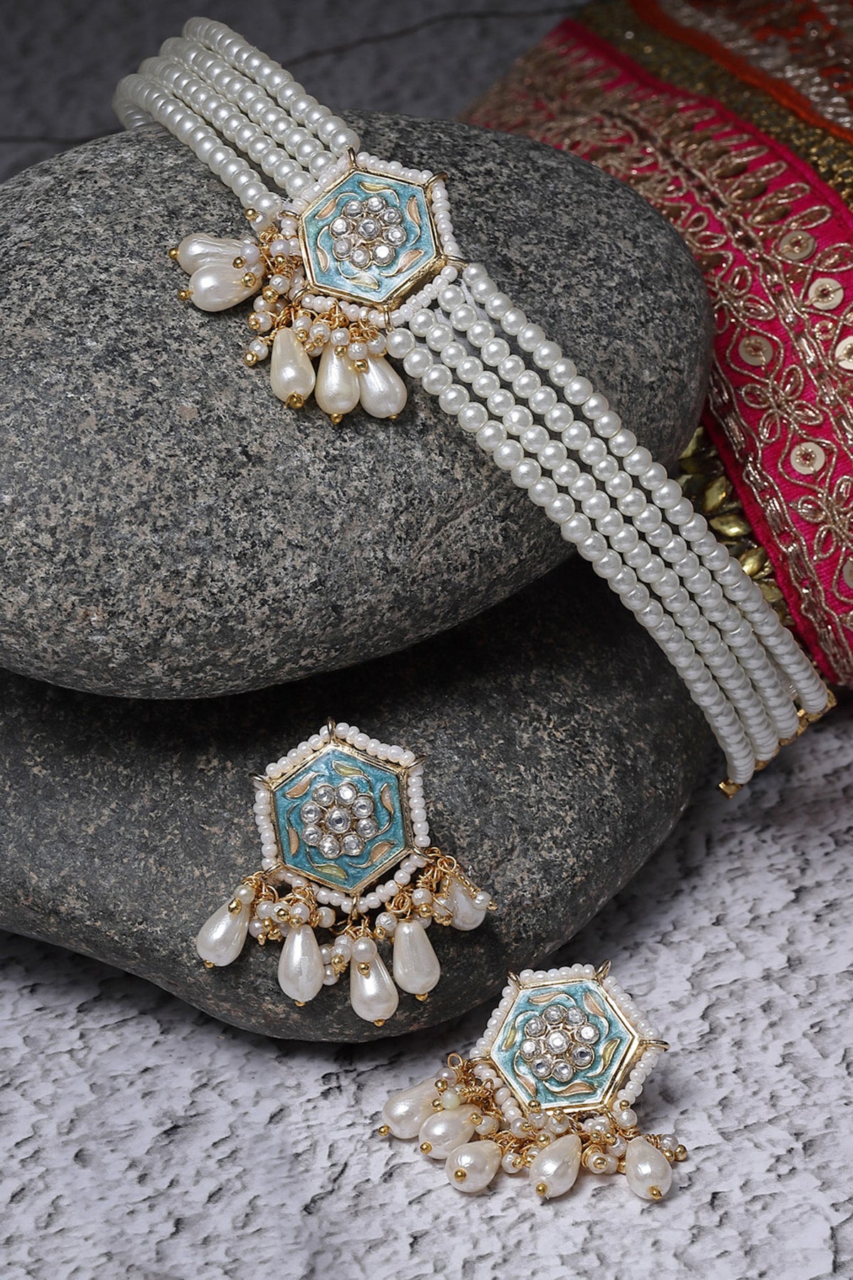 Embellished Choker Necklace Set 