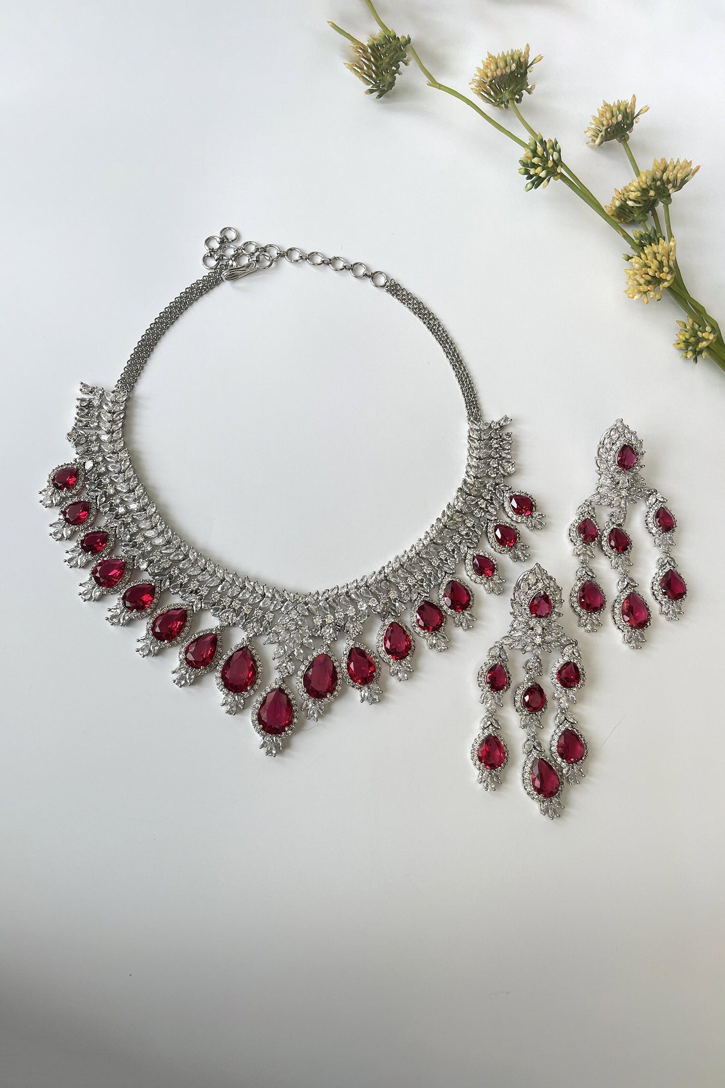 Tear Drop Carved Necklace Set 