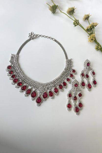 Tear Drop Carved Necklace Set 