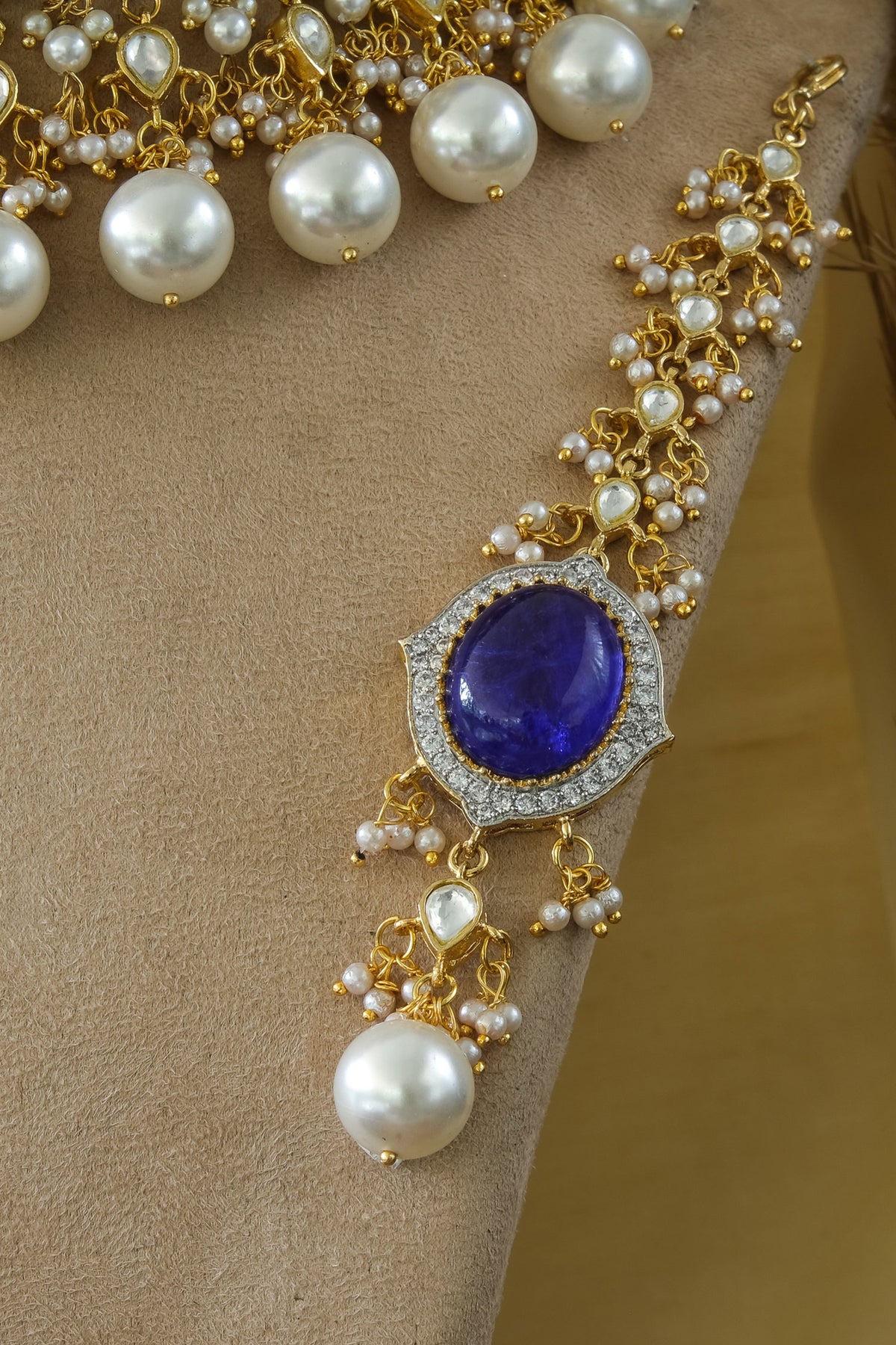Stone Embellished Choker Set 