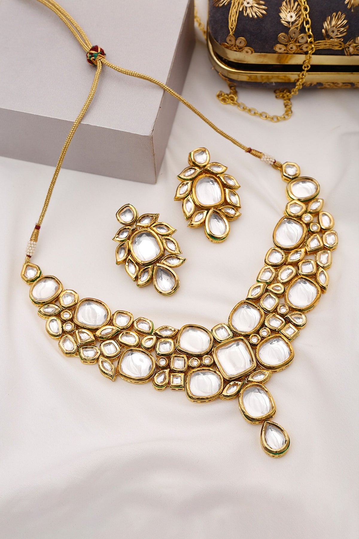 Kundan Cluster Necklace Set 