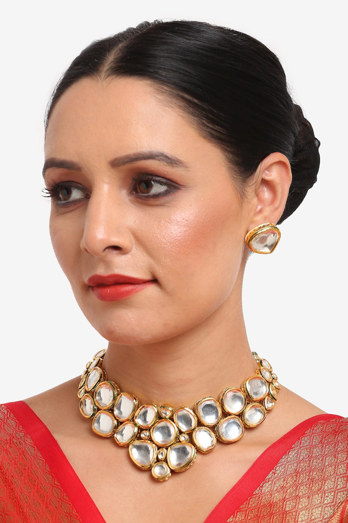 Clustered Kundan Necklace Set 