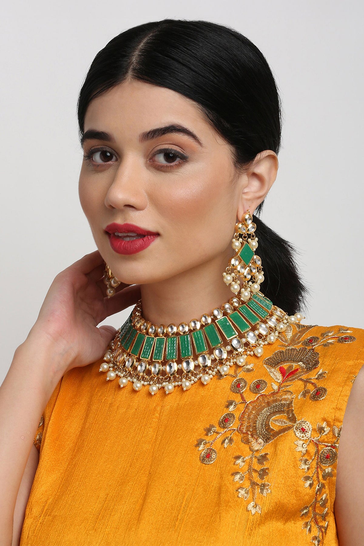 Geometric Stone Embellished Necklace Set 