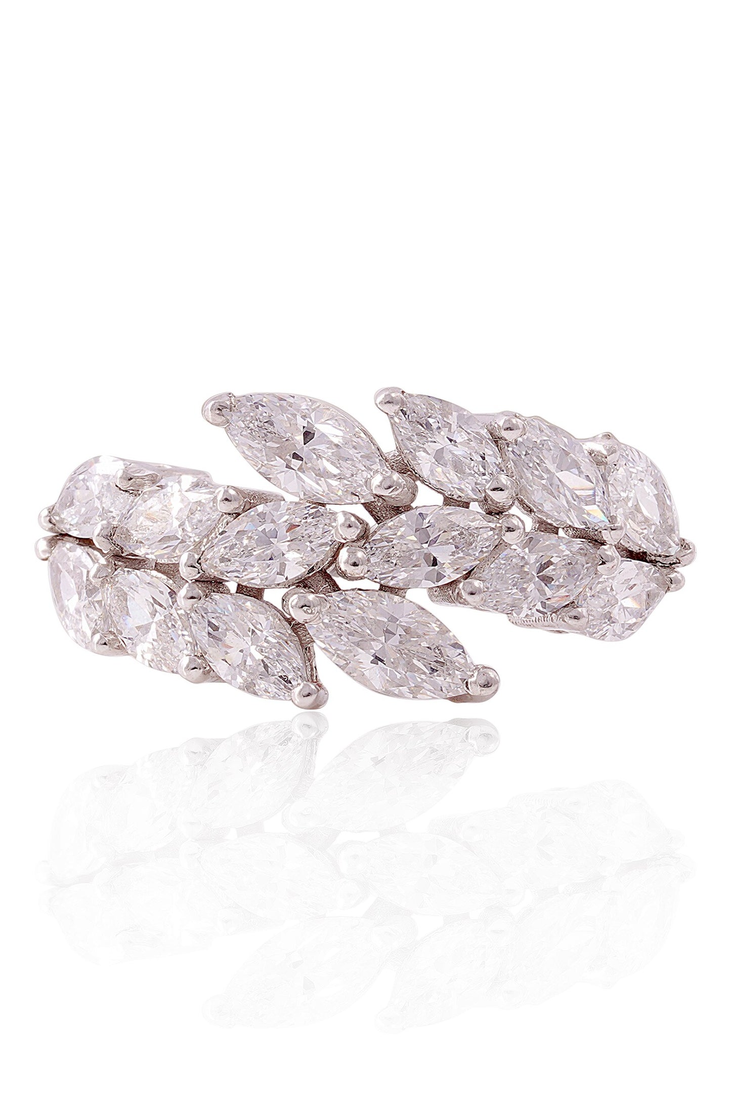 Duco Embellished Ring 