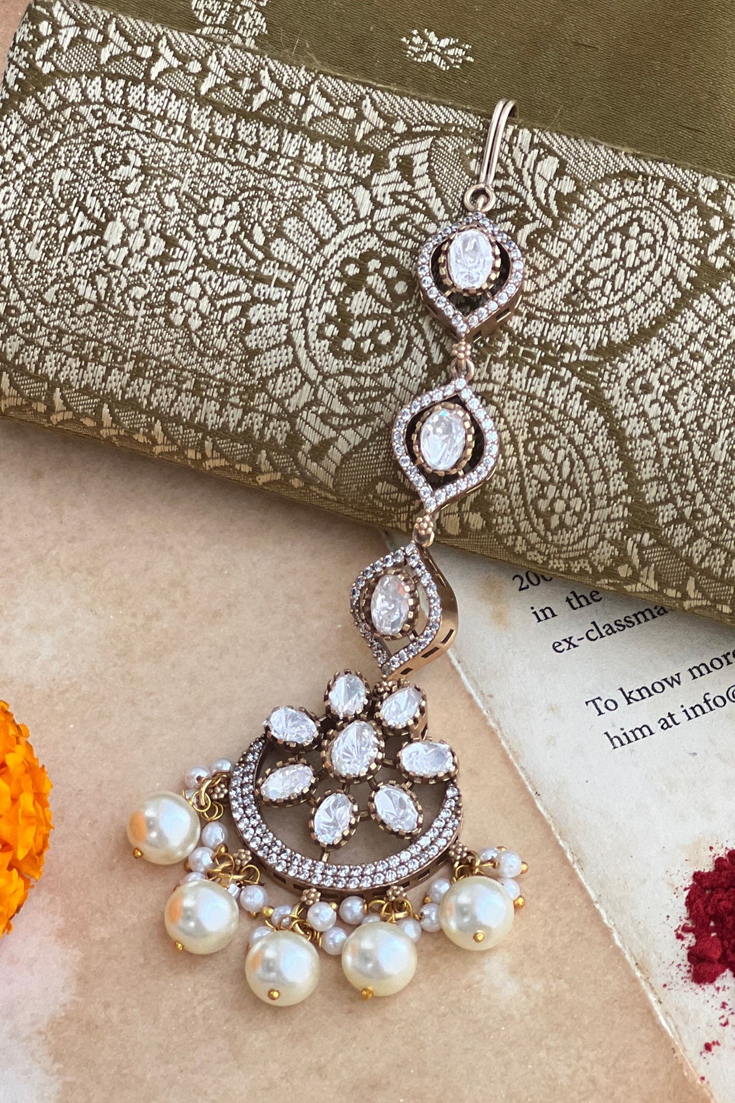 Polki Embellished Maangtikka 