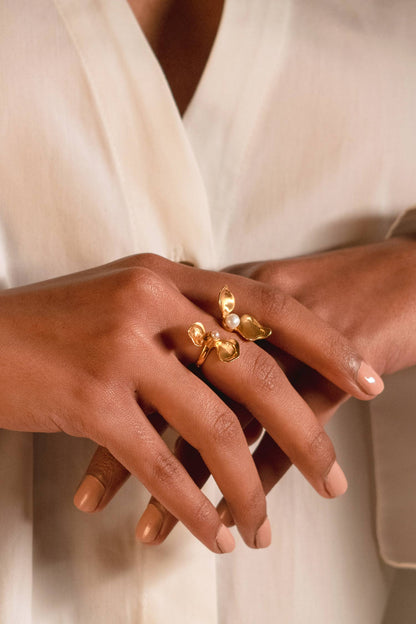 Pahi Pearl Embellished Ring 