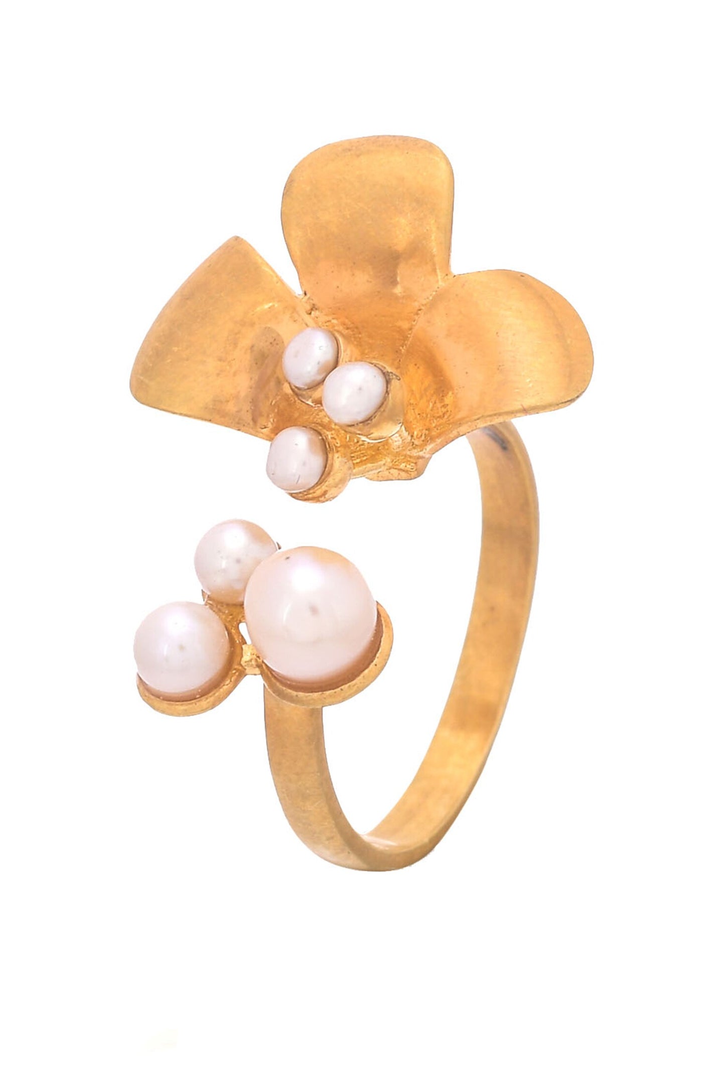 Daisy Petal Pearl Embellished Ring 
