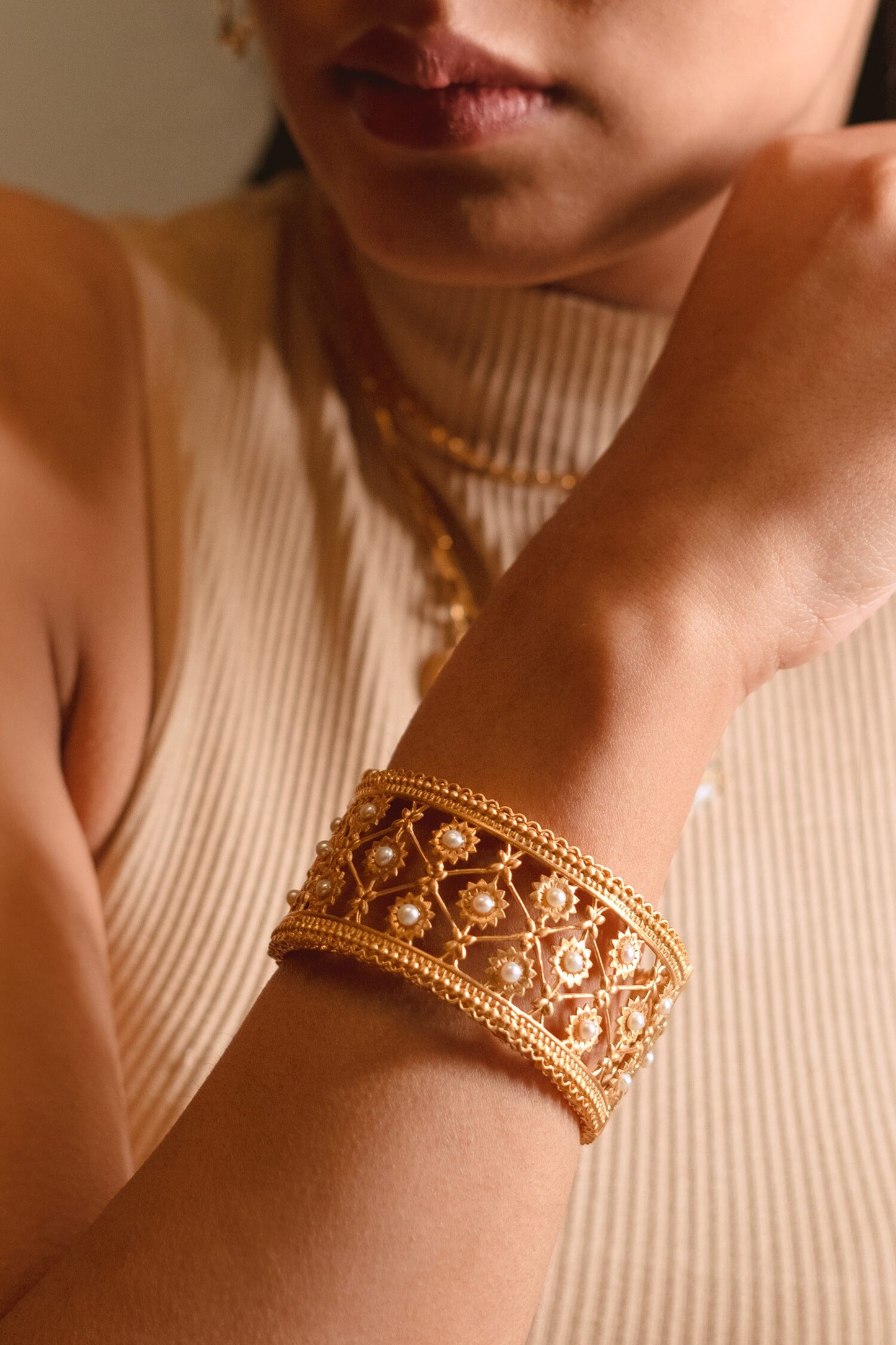 Freshwater Pearl Embellished Bangle 