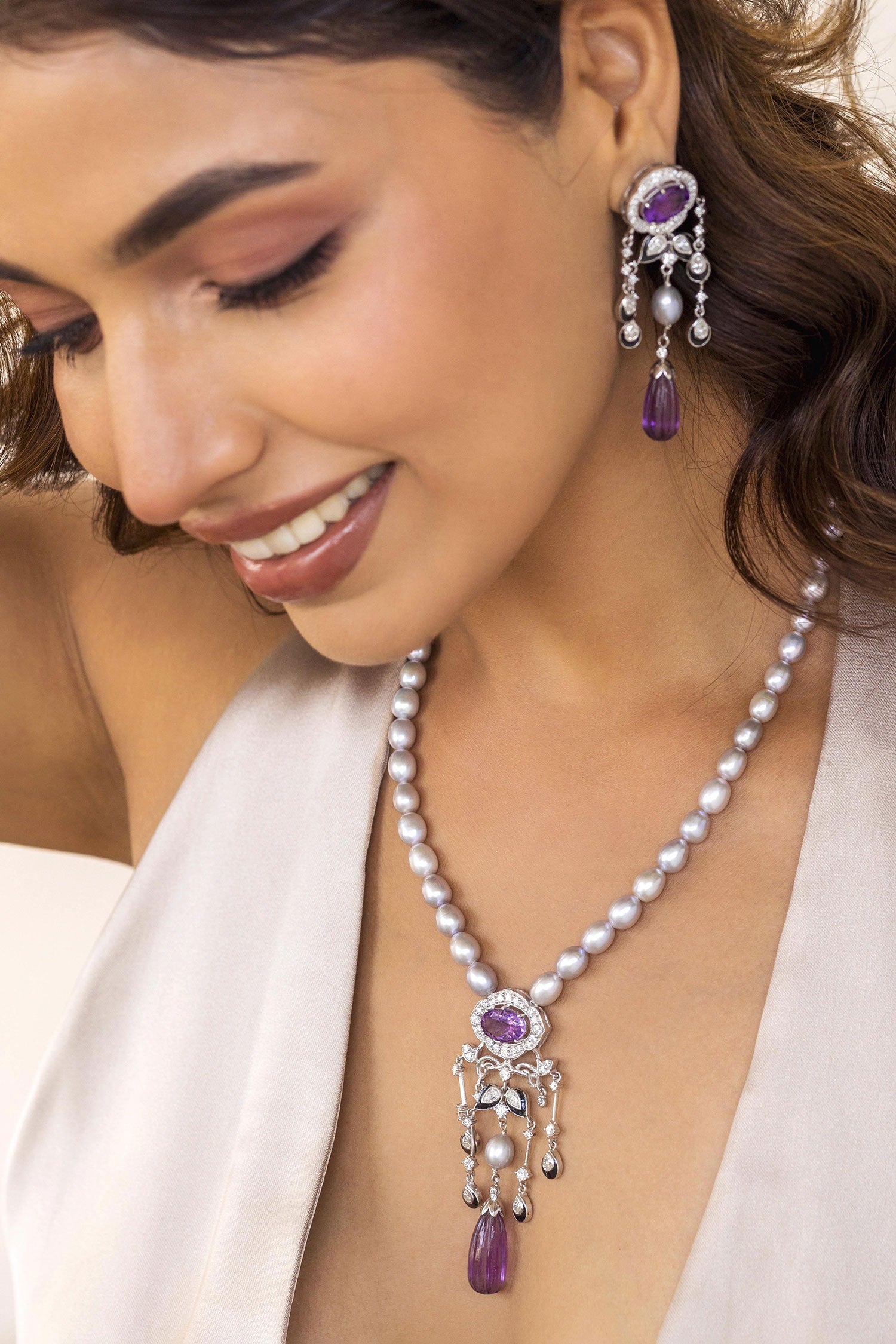 Deco Amethyst Embellished Pendant Necklace Set 