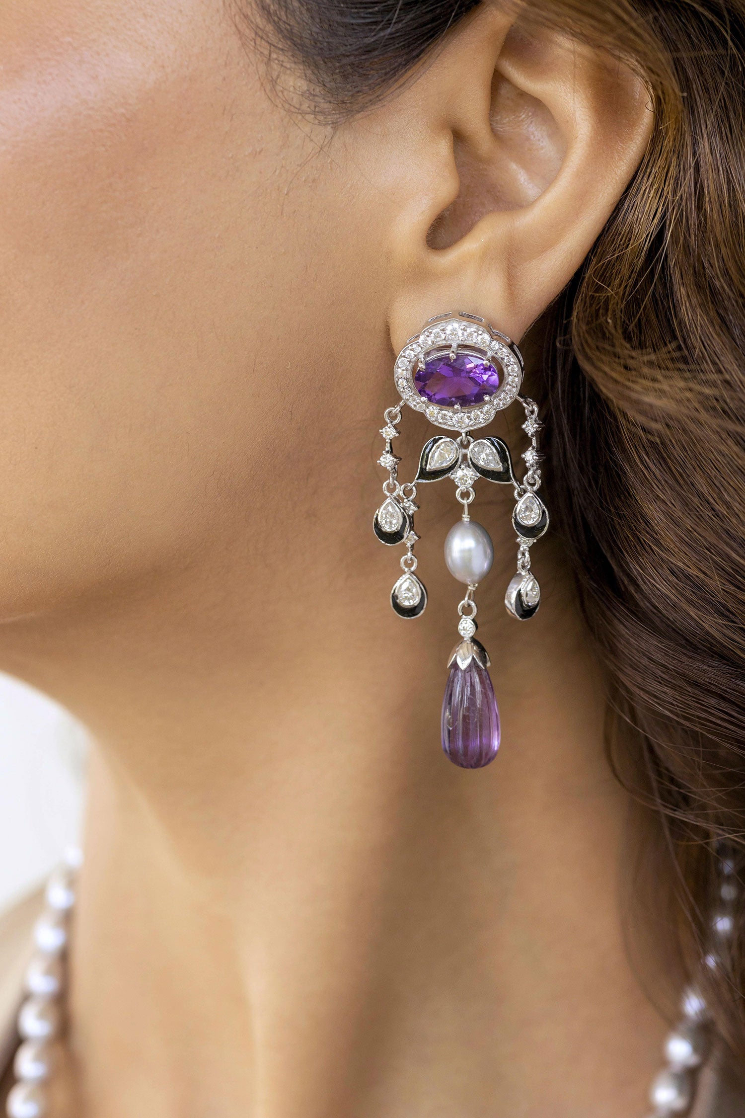 Deco Amethyst Embellished Pendant Necklace Set 