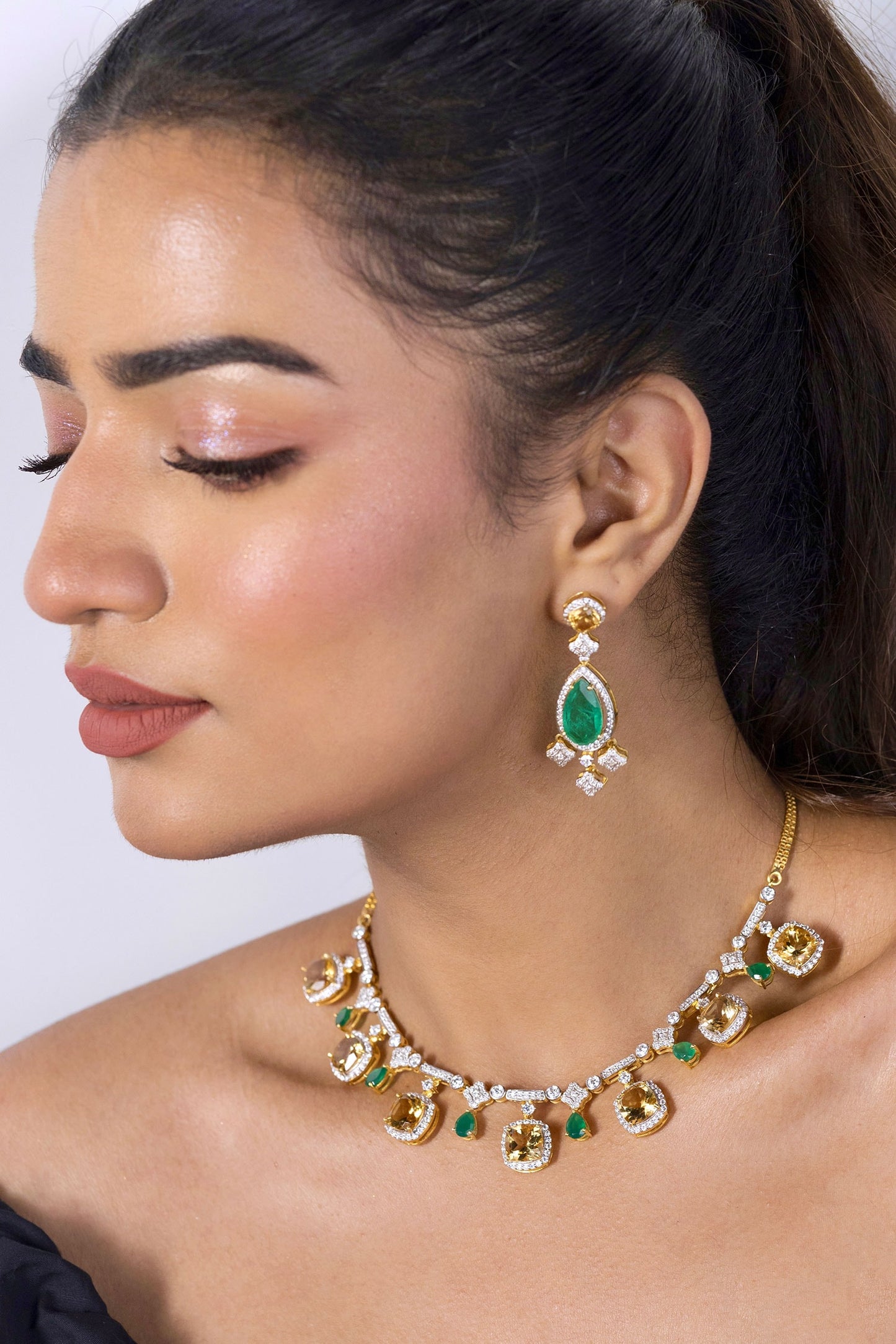 Amaya Citrine Embellished Choker 