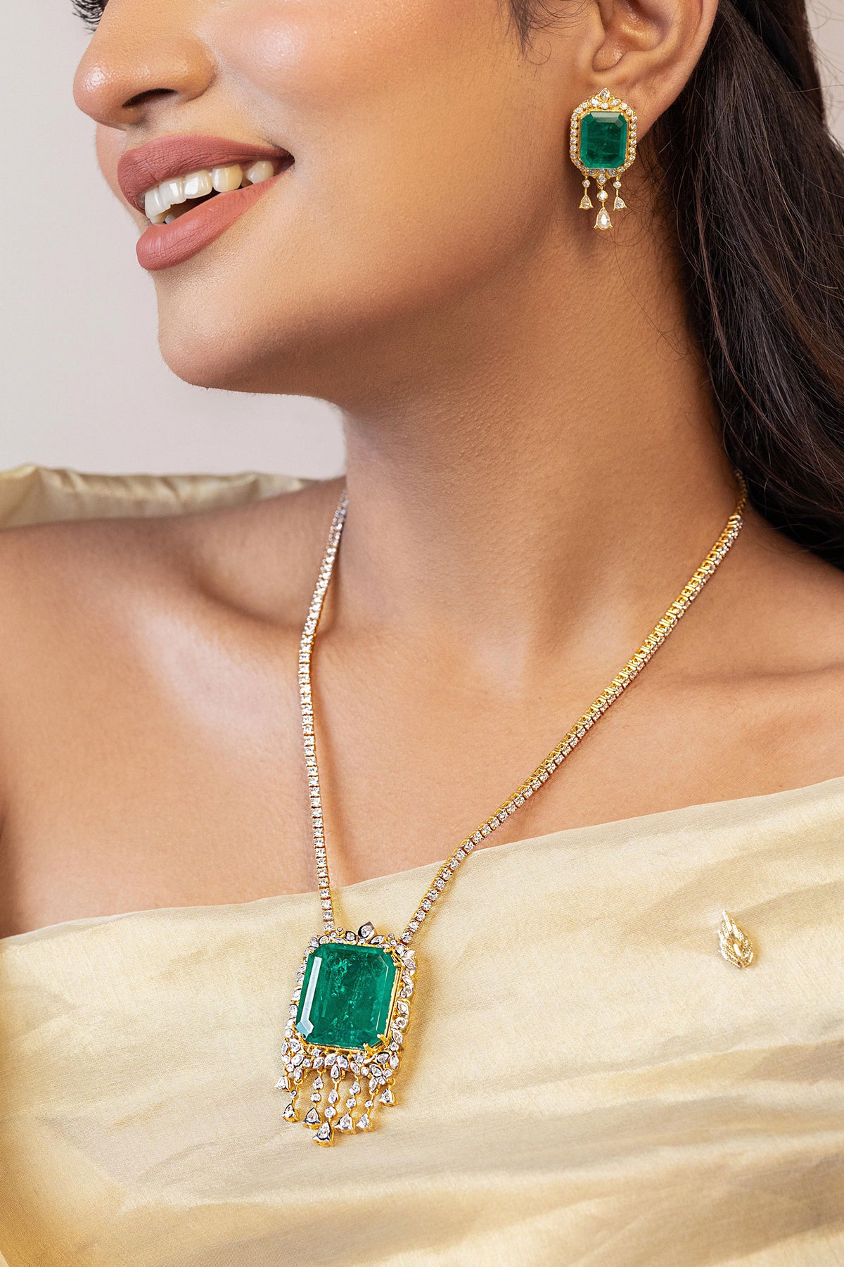 Iris Doublet Moissanite Embellished Pendant Necklace Set 