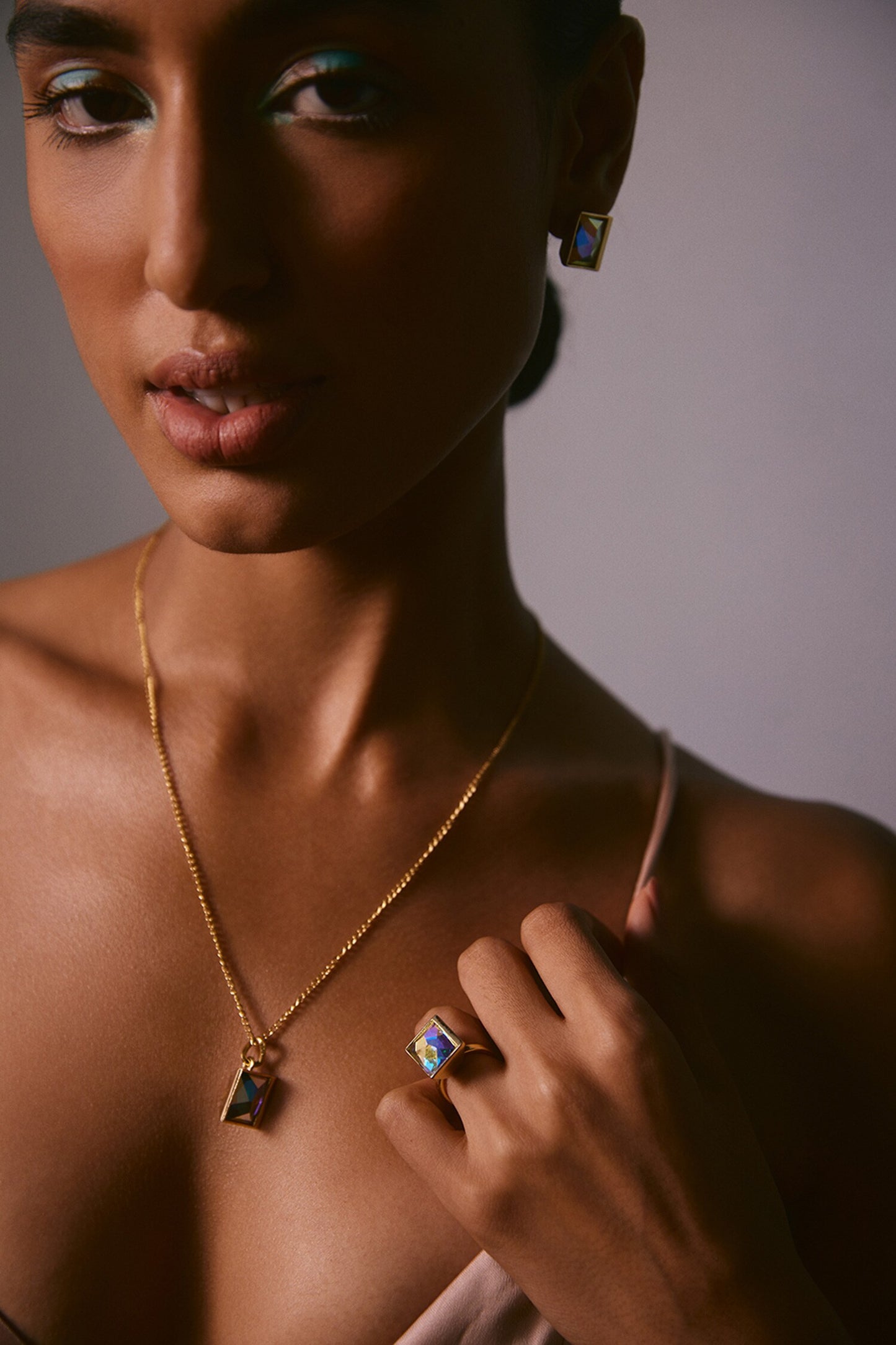 Sirius Embellished Necklace 
