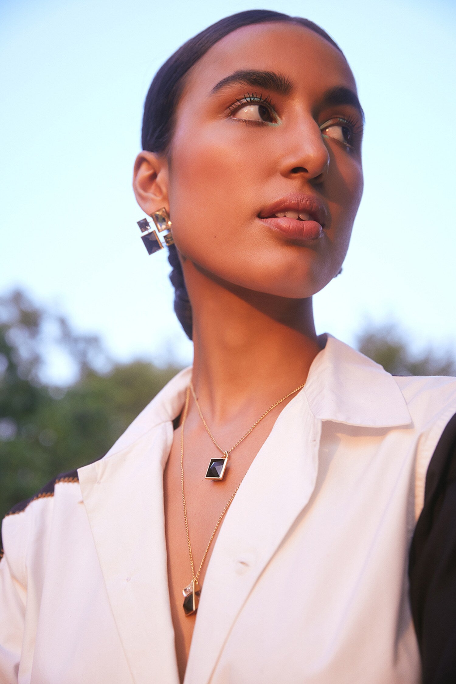 Sirius Swarovski Embellished Necklace 
