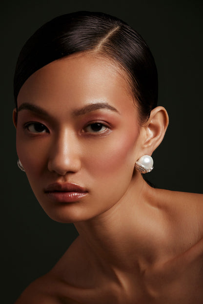Prism Pearl Stud Earrings 