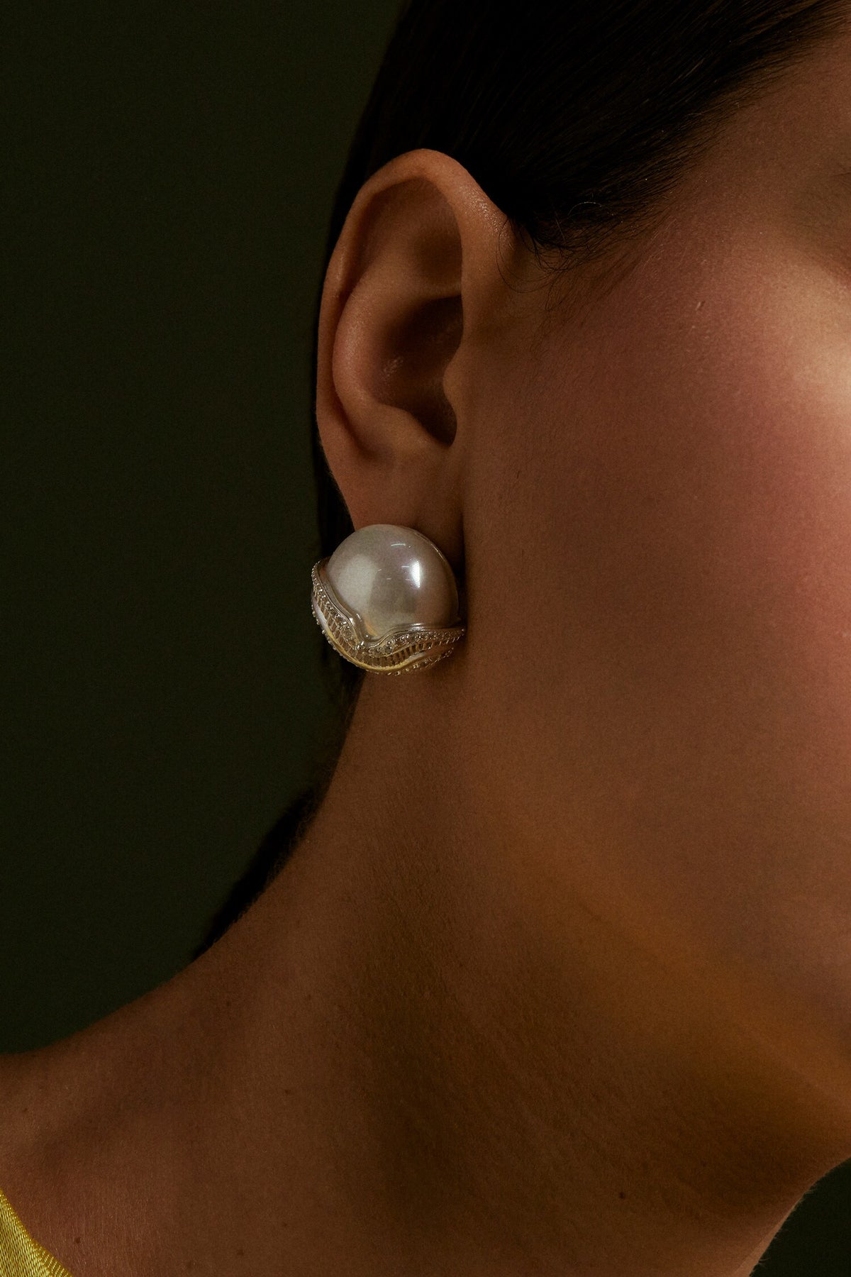 Prism Pearl Stud Earrings 