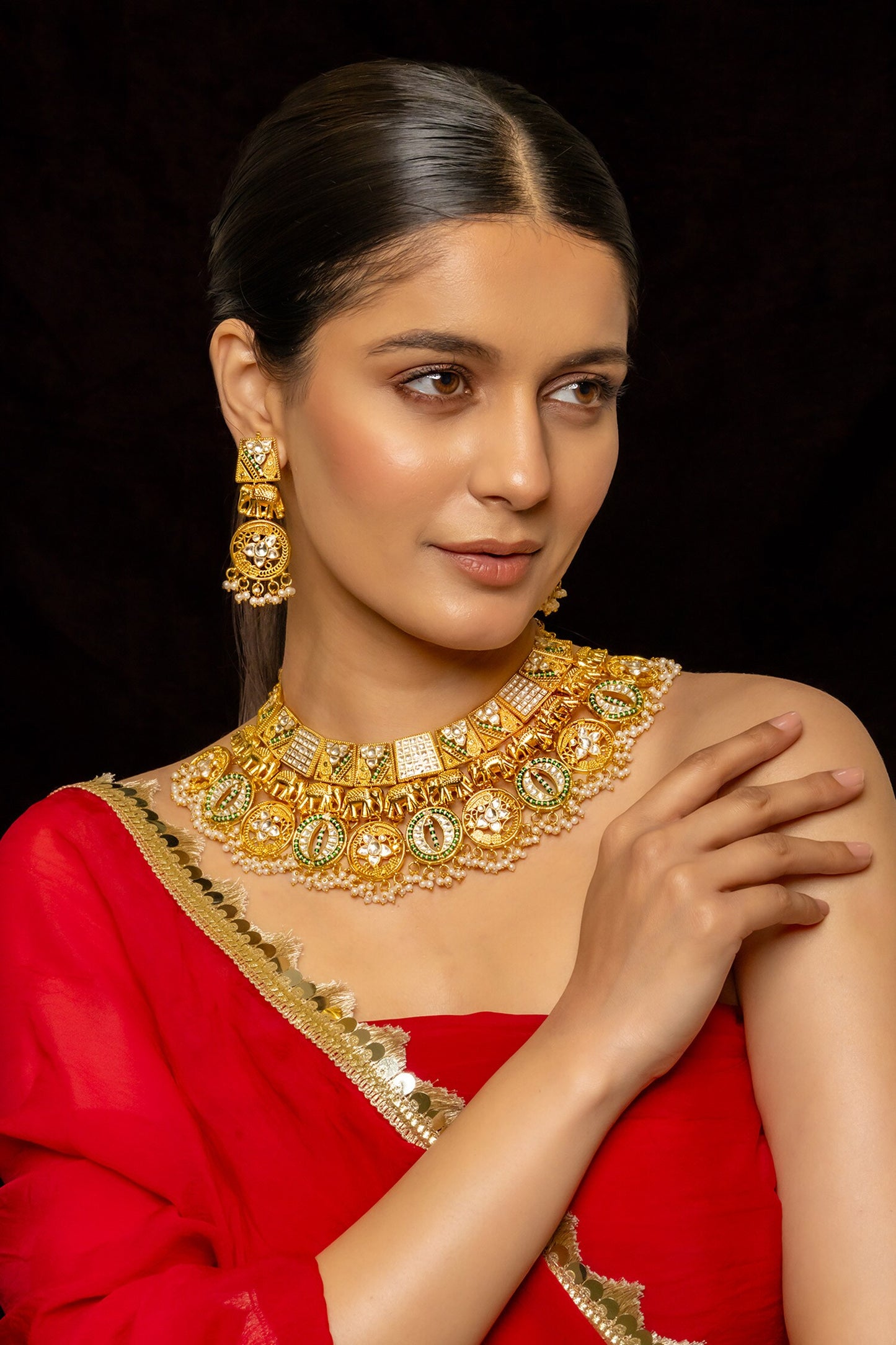 Geometric Carved Cutwork Necklace Set 