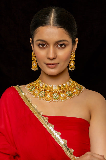 Geometric Carved Cutwork Necklace Set 