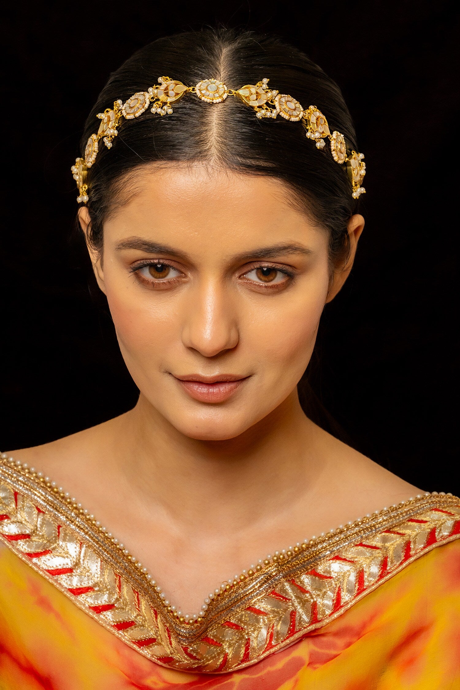 Flora Embellished Mathapatti 