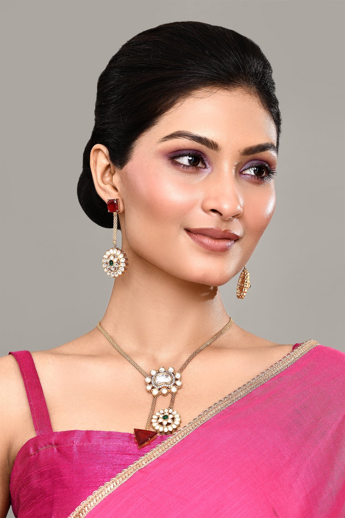 Embellished Pendant Necklace Set 