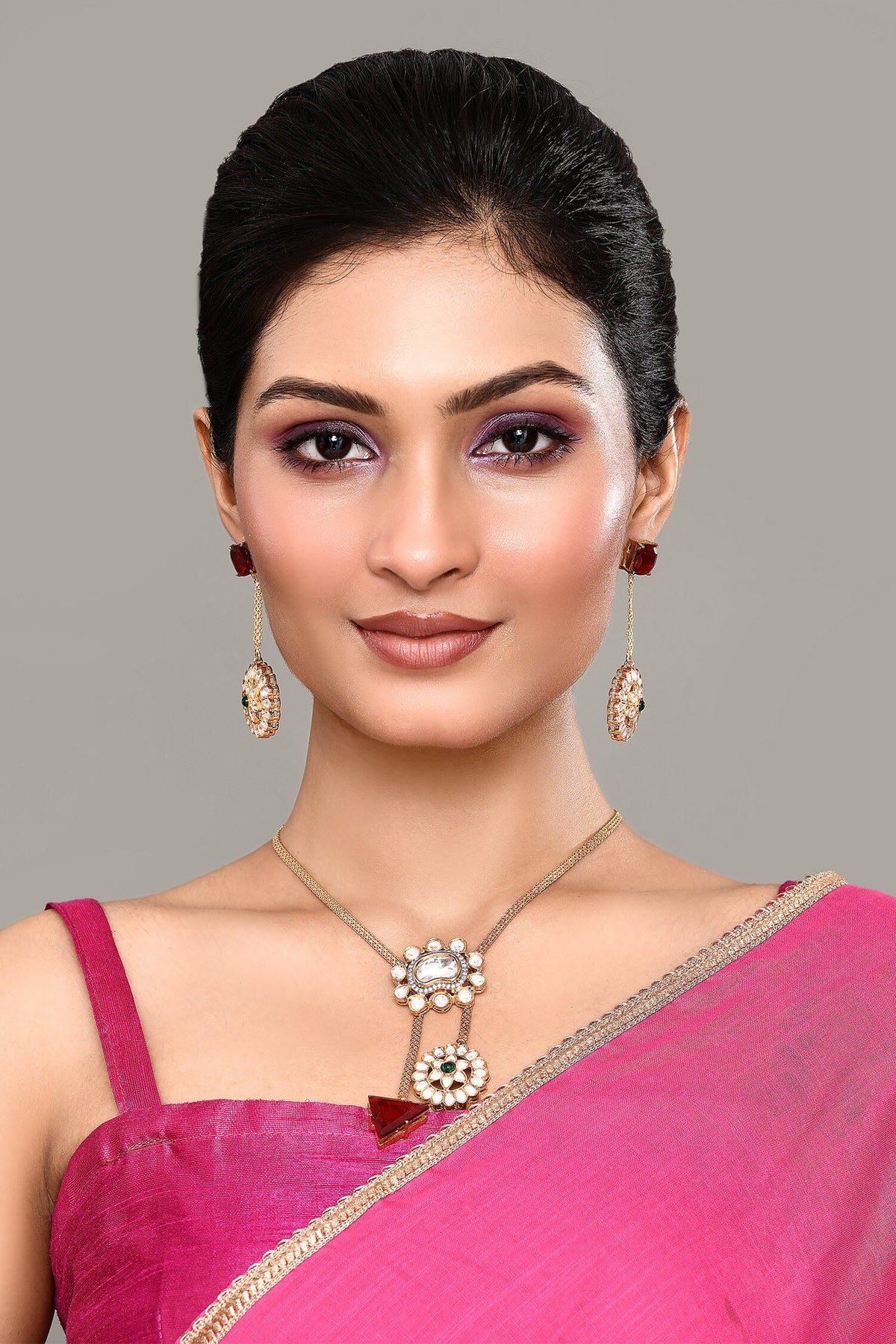 Embellished Pendant Necklace Set 